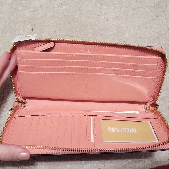 Michael Kors Jet Set Wallet Wristlet MK Peach - Picture 2 of 3